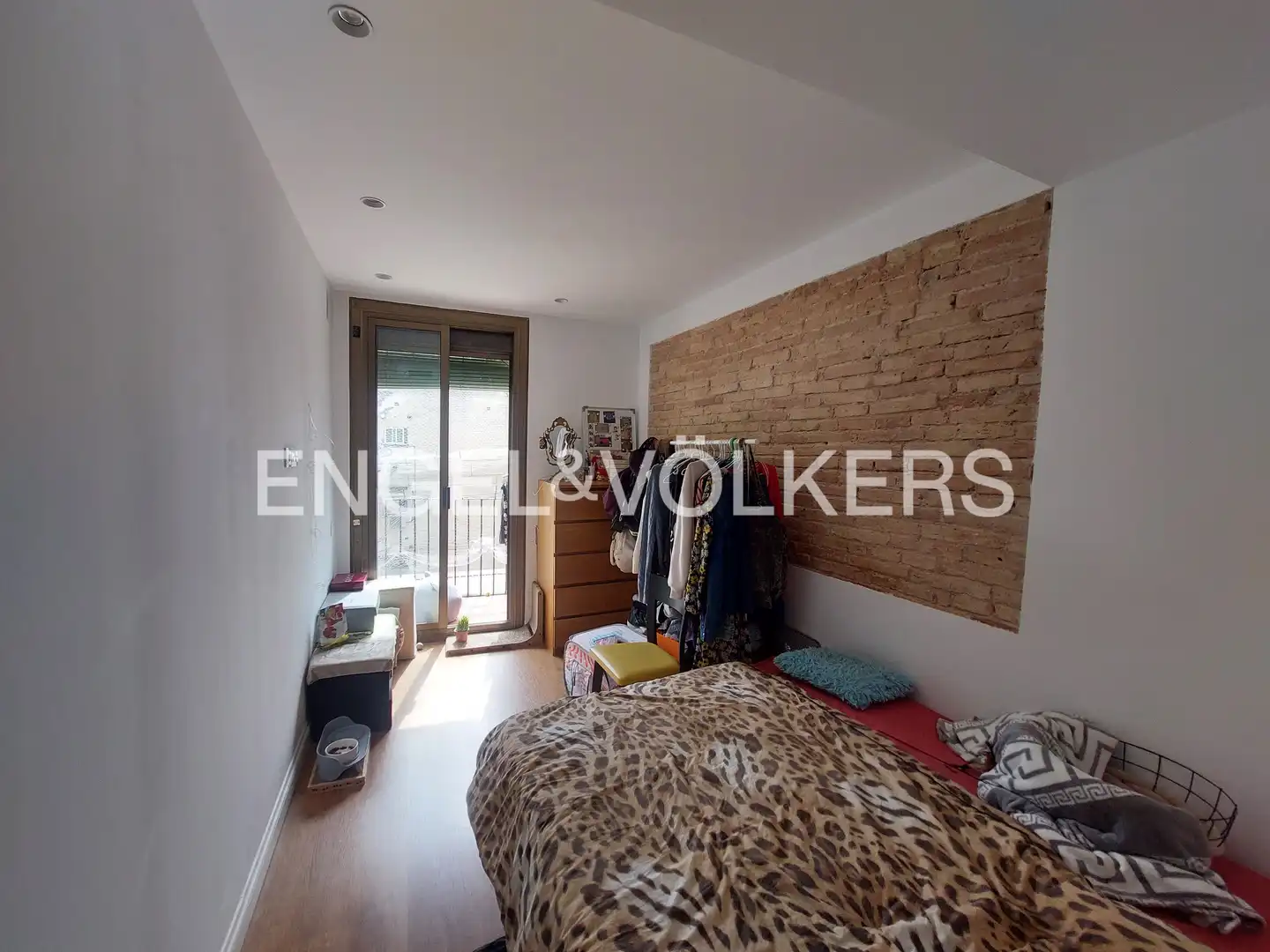 Bedroom of Flat for sale in Barcelona  with Air Conditioner, Heating and Parquet flooring