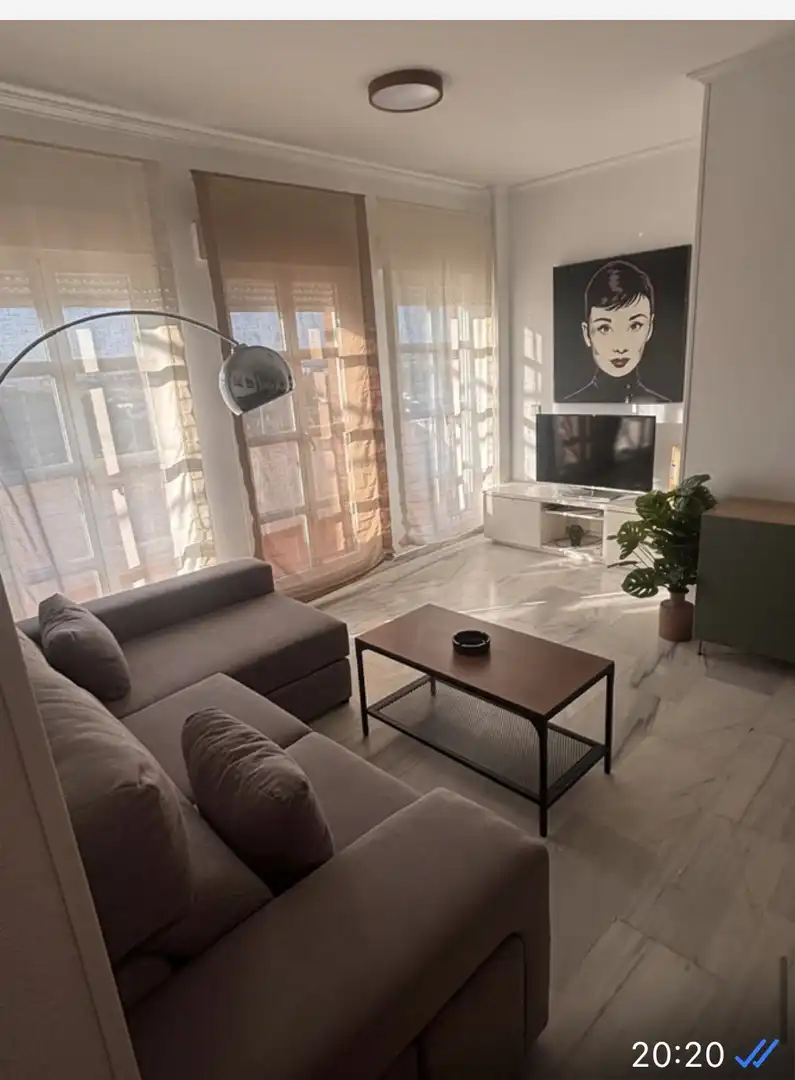 Wohnzimmer von Wohnung zur Miete in Badajoz Capital mit Klimaanlage, Terrasse und Schwimmbad