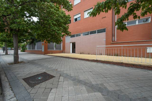 Local comercial en Venta en Calle de Laponia, 13 en Horcajo