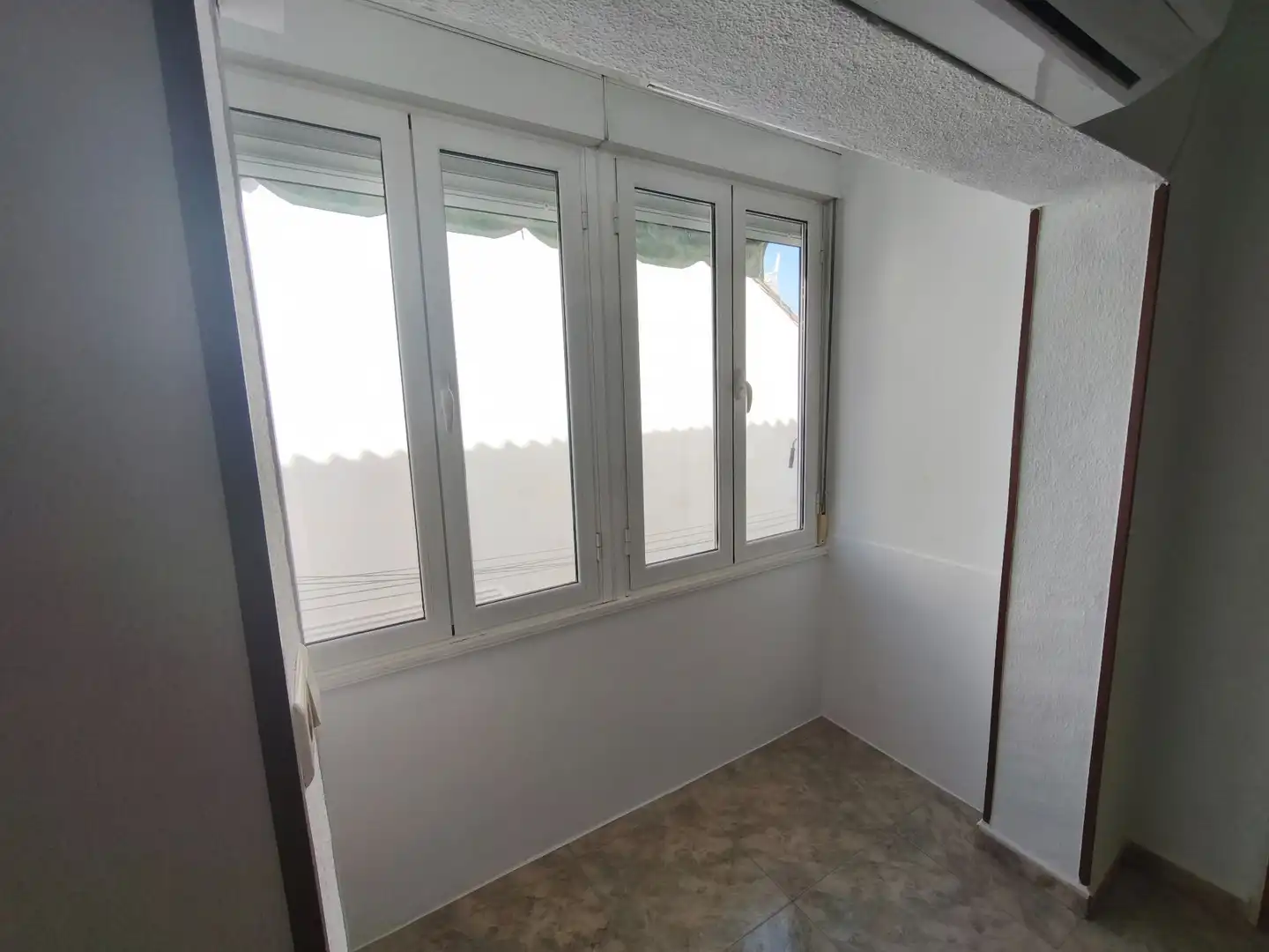 Terraza de Piso en venta en Granada con Aire acondicionado y Calefacción