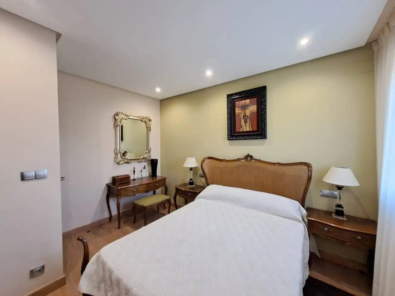 Habitación de Casa adosada en venta en Castrillo del Val con Calefacción, Jardín privado y Parquet