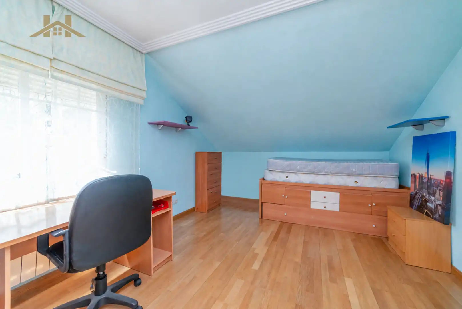 Schlafzimmer von Einfamilien-Reihenhaus zum Verkauf in Seseña mit Klimaanlage, Heizung und Privatgarten