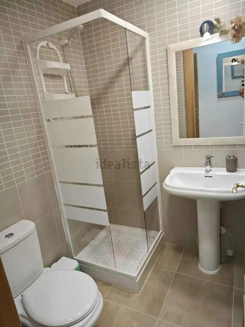 Baño de Piso en venta en Cuevas del Almanzora con Aire acondicionado, Terraza y Piscina