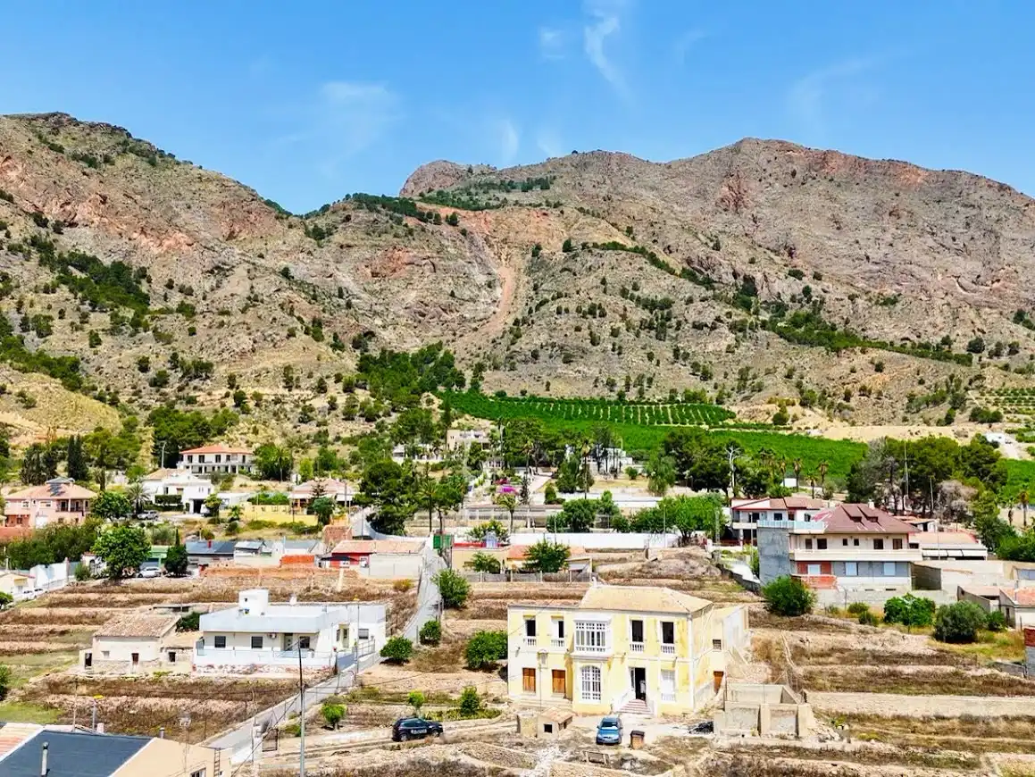 Vista exterior de Casa o xalet en venda en Orihuela amb Terrassa i Balcó