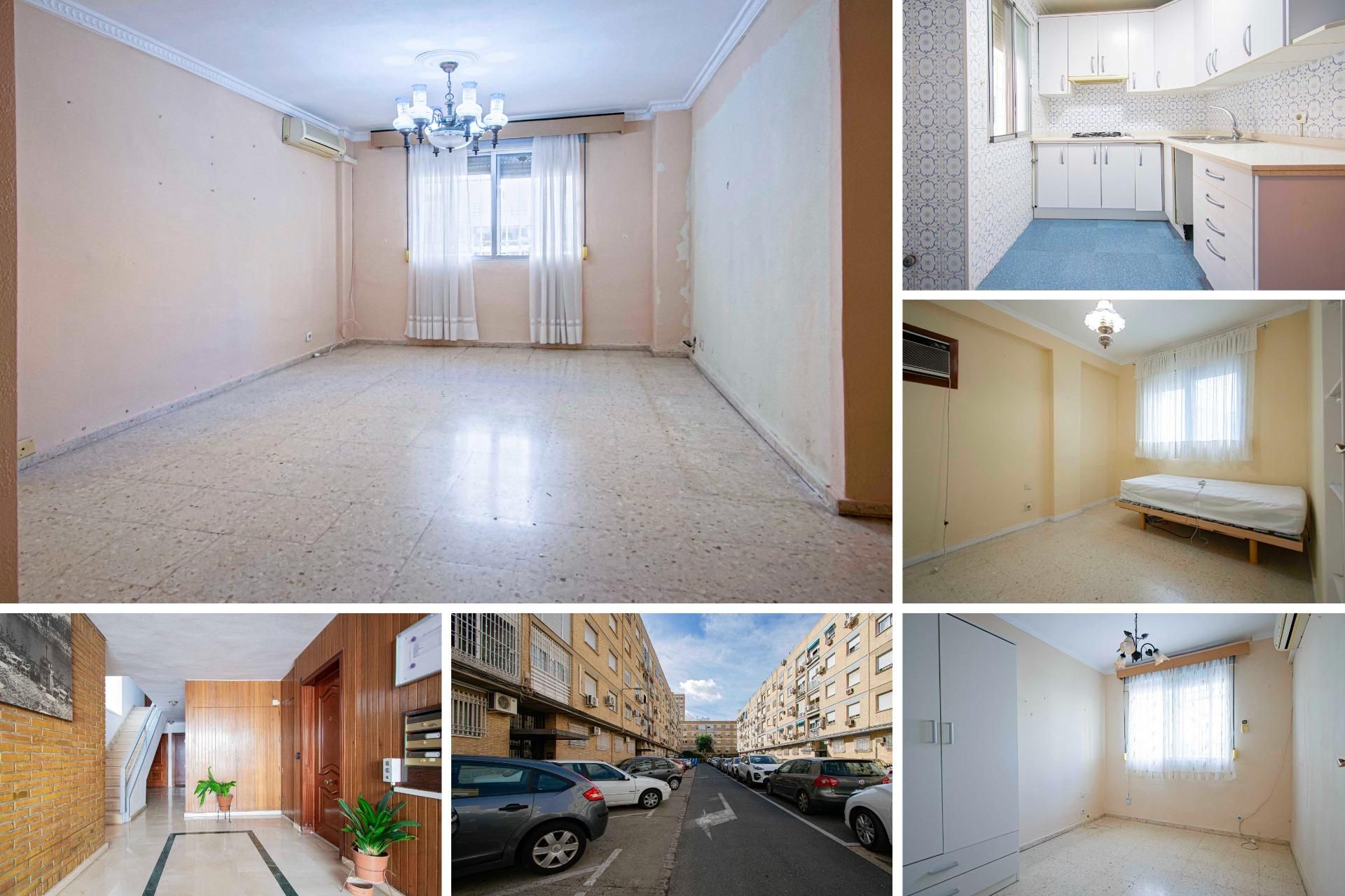 Exterior view of Flat for sale in  Sevilla Capital