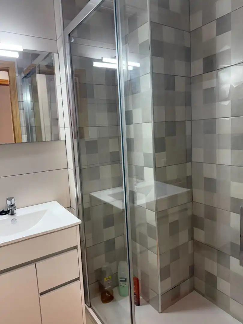 Badezimmer von Wohnung zur Miete in Telde mit Möbliert