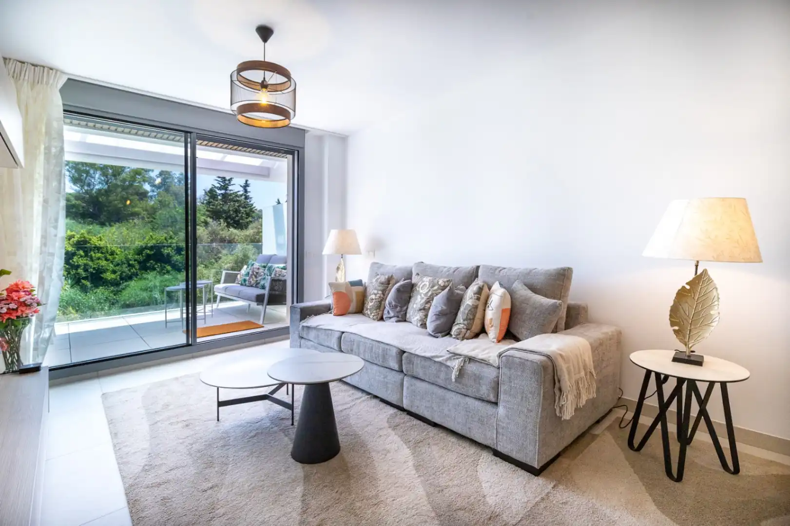 Sala d'estar de Apartament de lloguer en Marbella amb Aire condicionat, Calefacció i Terrassa
