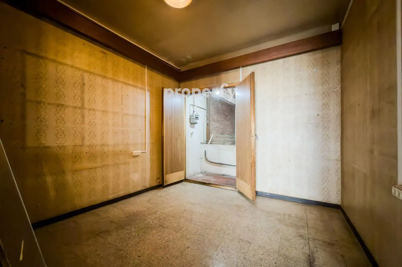 Piso en venta en Barcelona con Calefacción, Terraza y Balcón