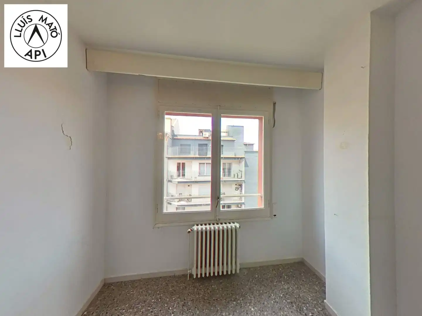 Bedroom of Flat for sale in Girona  with Heating, Terrace and Alarm