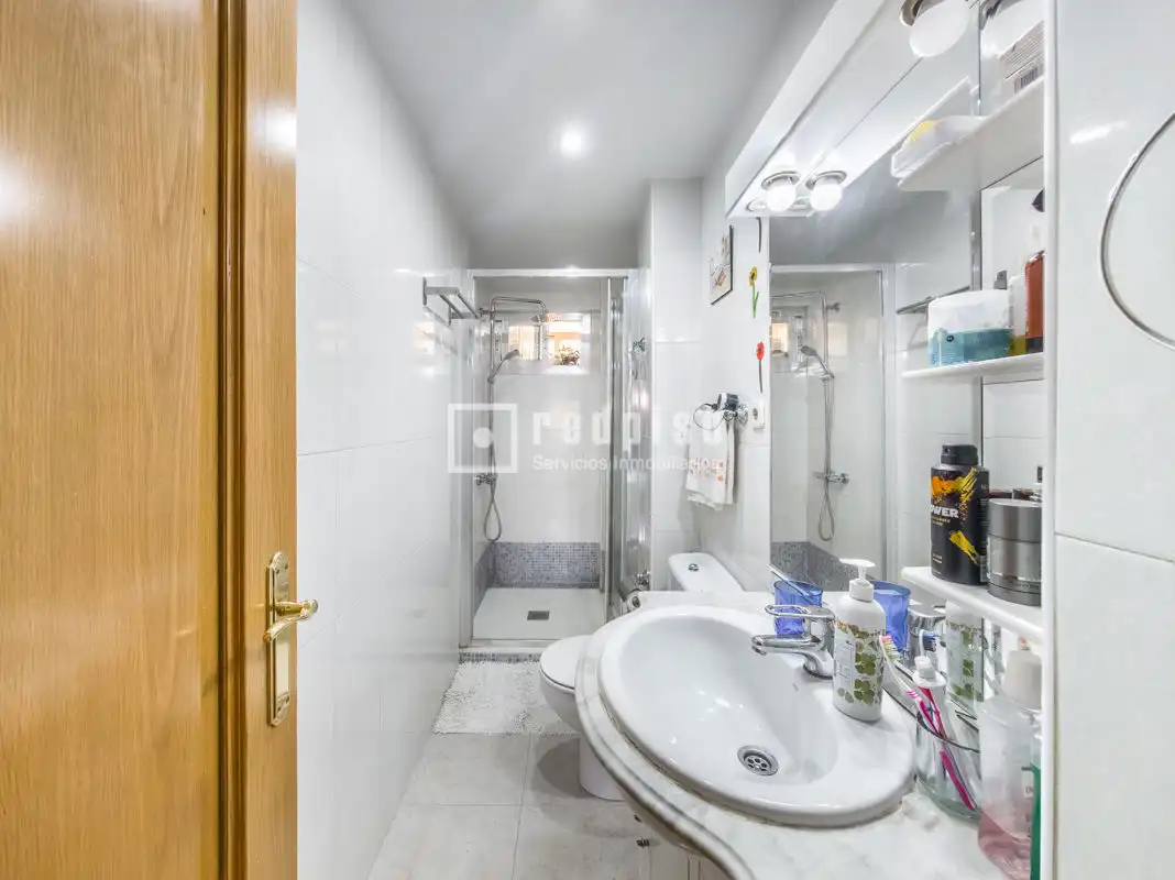 Bathroom of Flat for sale in Alcorcón  with Heating, Private garden and Terrace