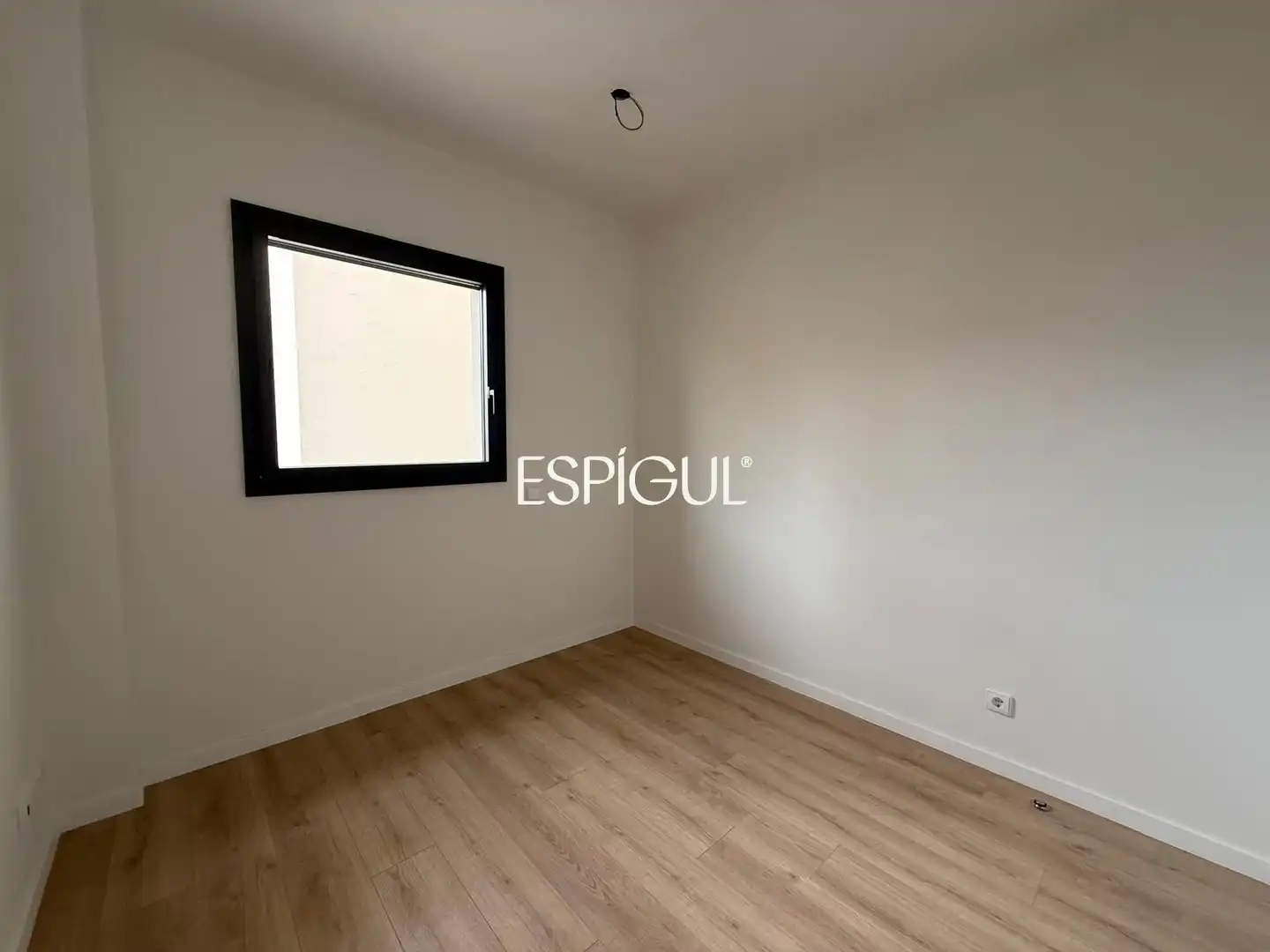 Attic for rent in Sant Narcís