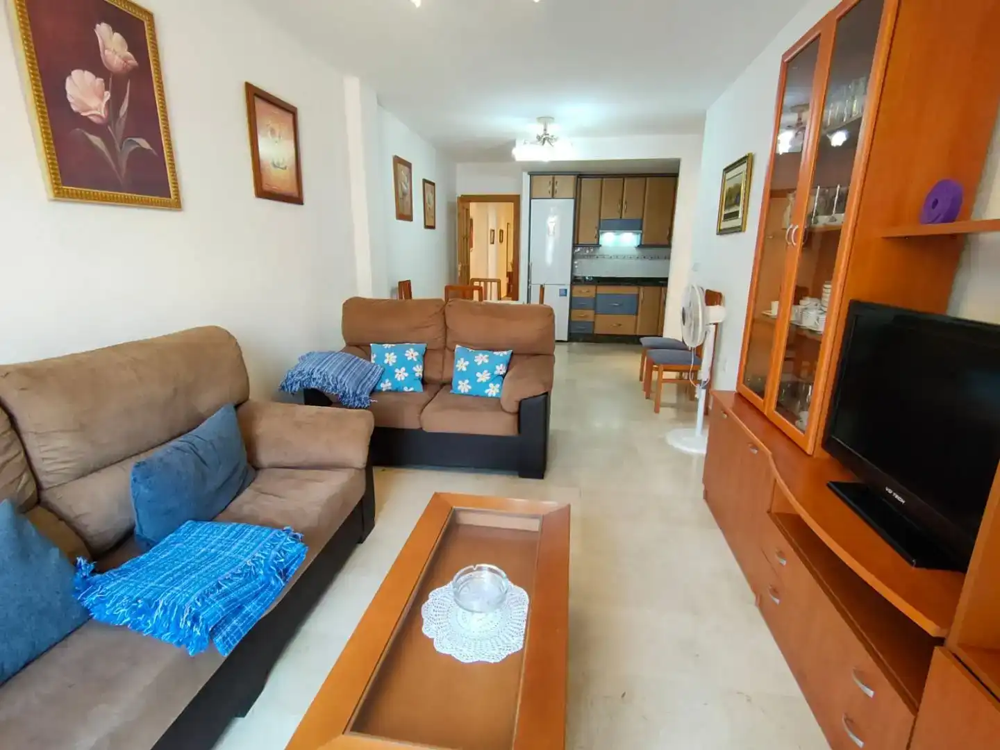Sala de estar de Piso de alquiler en Motril con Aire acondicionado, Piscina y Amueblado