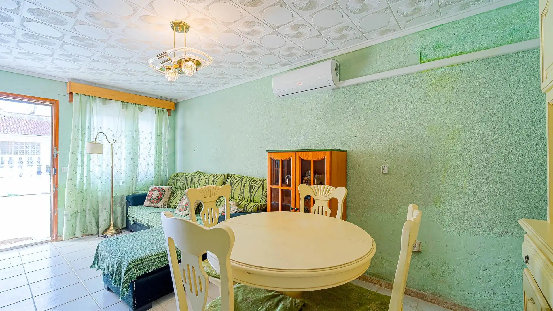 Sala de estar de Casa o chalet en venta en Torrevieja con Jardín privado y Trastero