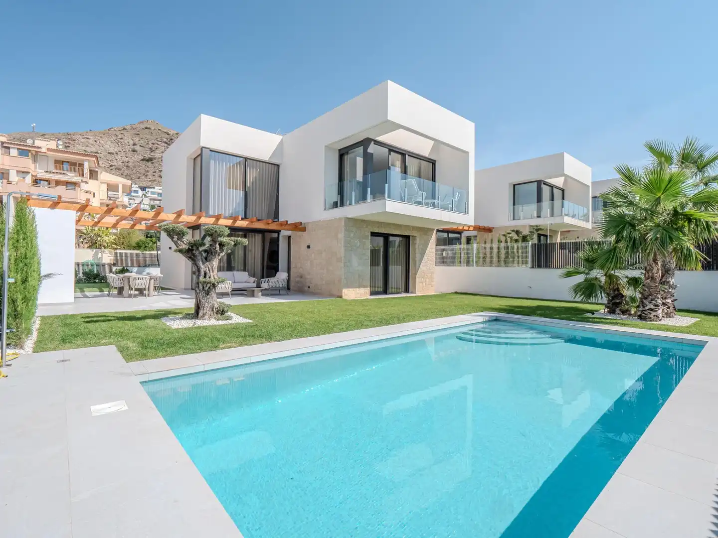 Xalet amb piscina en venda a Golf Bahía