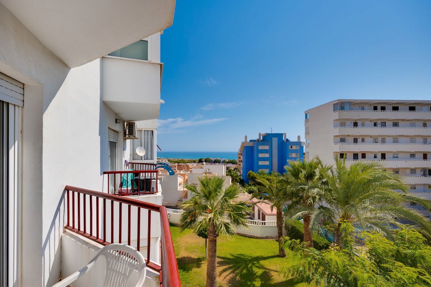 Dormitori de Estudi en venda en Torrevieja amb Aire condicionat, Calefacció i Terrassa
