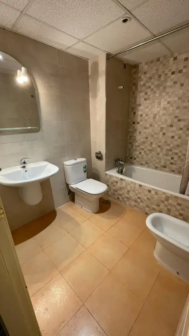 Flat for sale in LUIS PORTERO, El Tejar - Hacienda Bizcochero