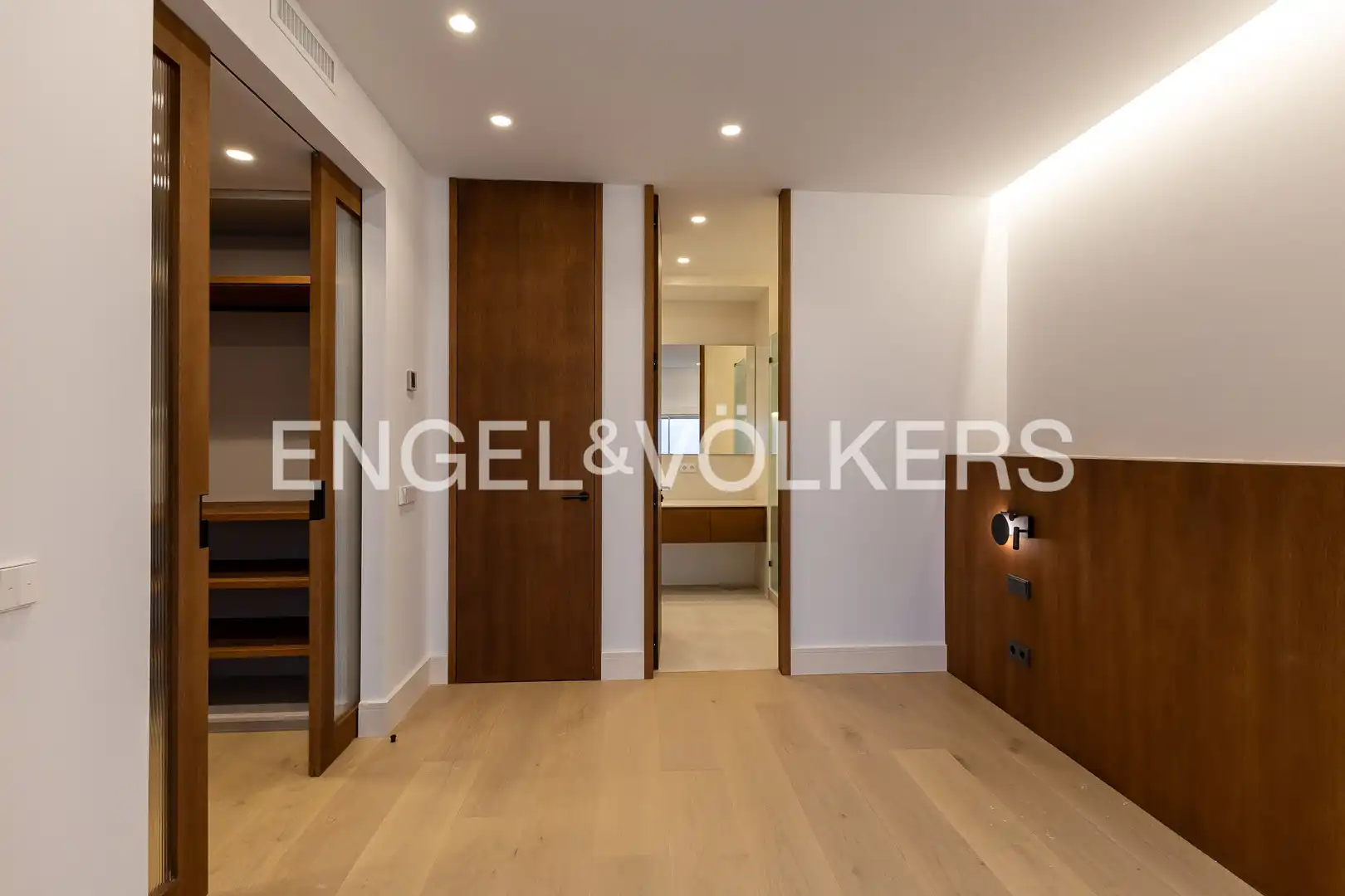 Piso en venta en Madrid con Aire acondicionado, Calefacción y Trastero