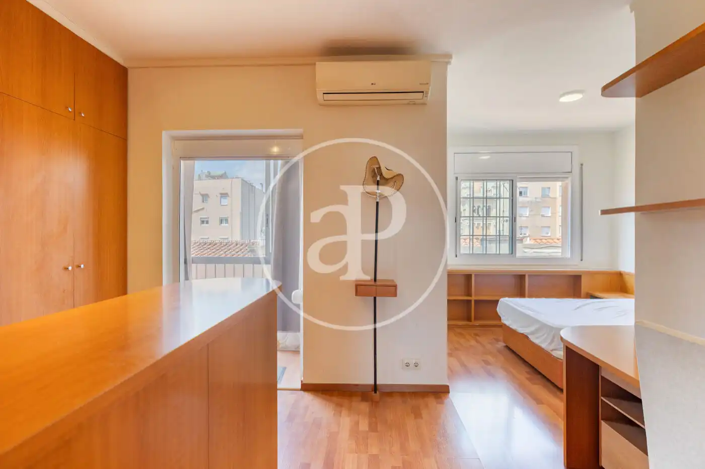 Habitación de Piso en venta en Barcelona con Aire acondicionado y Calefacción