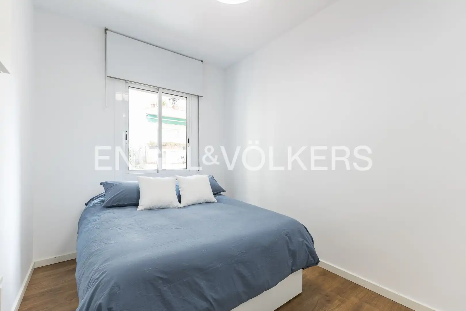 Habitación de Piso en venta en Barcelona con Aire acondicionado, Calefacción y Balcón