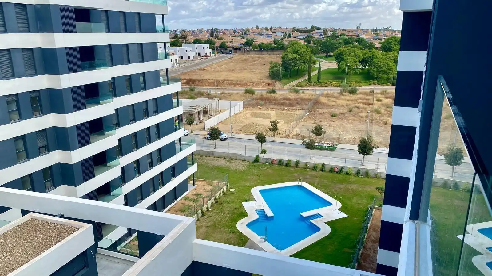 Appartamento con piscina in affitto a Avenida Manuel Clavero Arévalo, imagen 11