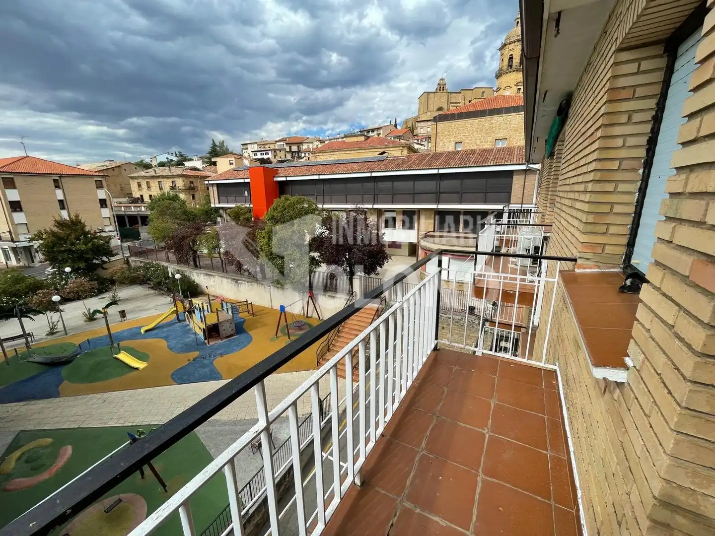 Vista exterior de Dúplex en venta en Labastida / Bastida con Terraza, Amueblado y Horno