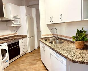 Kitchen of Apartment to share in  Sevilla Capital  with Air Conditioner, Heating and Terrace