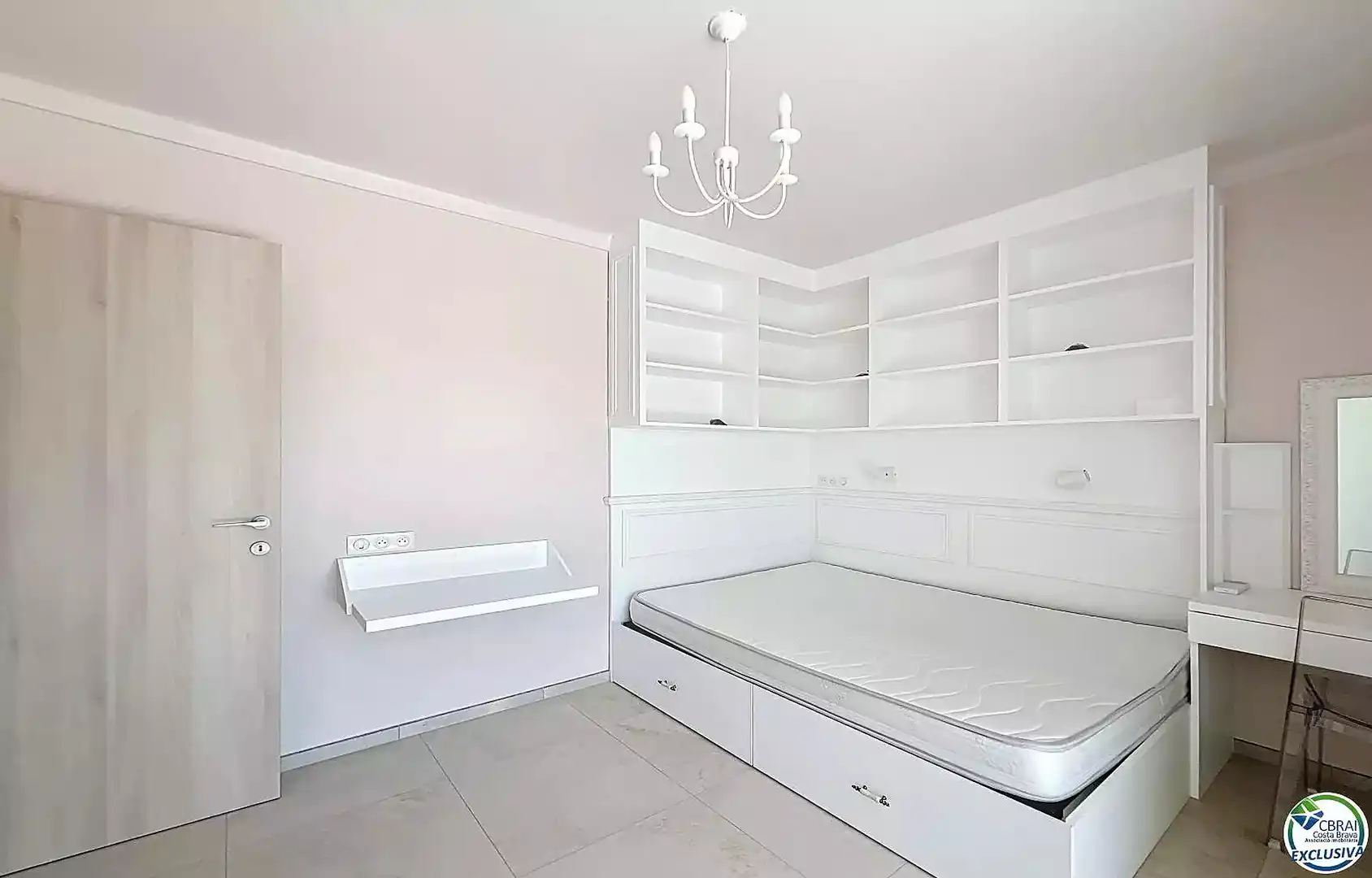 Haus mit Garten zum Verkauf in Sector peni 167, imagen 30
