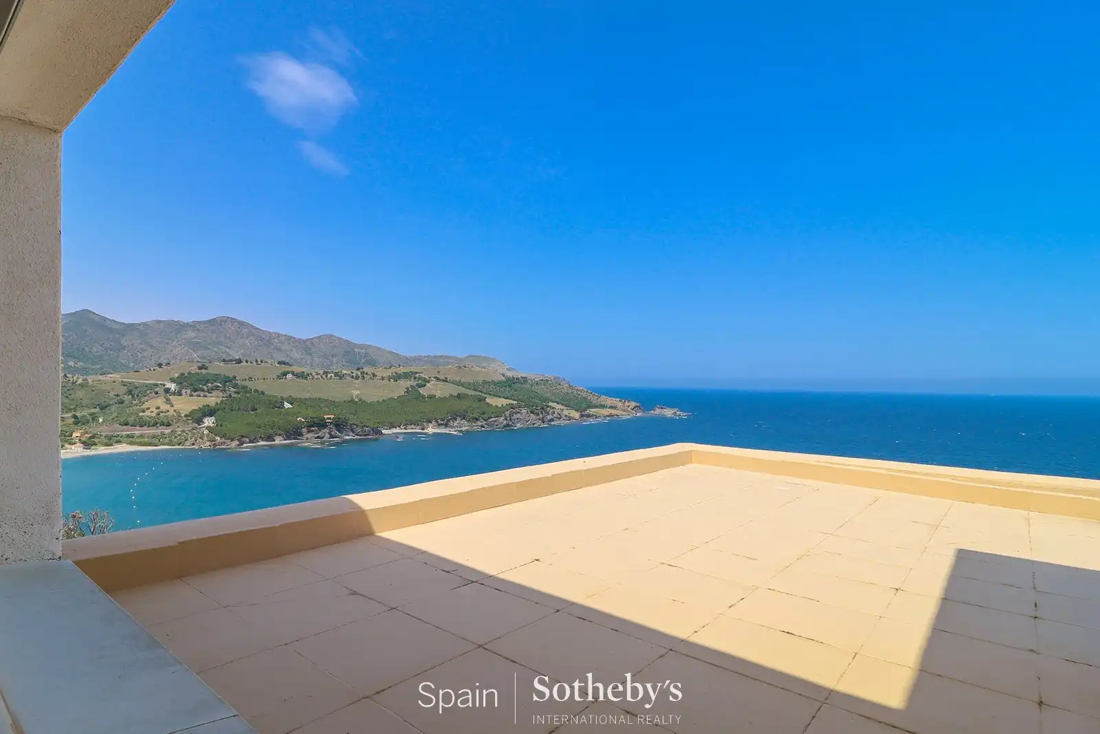 Houses for sale in Llançà  with Air Conditioner, Heating and Private garden