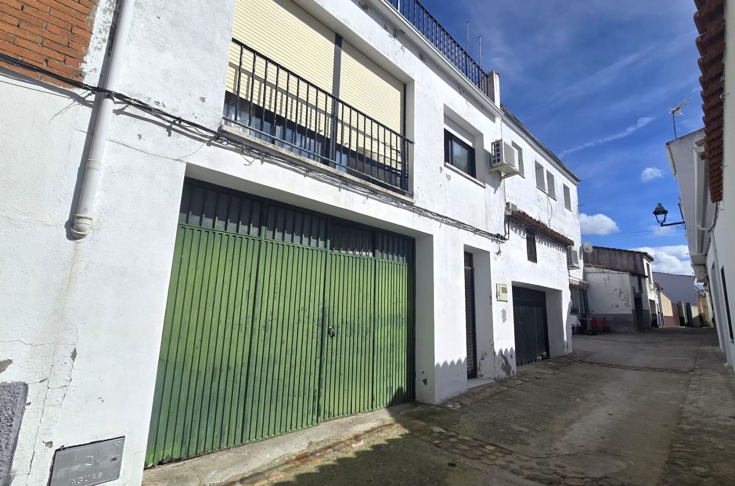 Vista exterior de Casa o xalet en venda en Galisteo amb Aire condicionat i Terrassa
