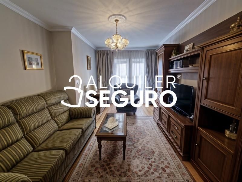 Sala d'estar de Pis de lloguer en  Madrid Capital amb Calefacció, Terrassa i Moblat