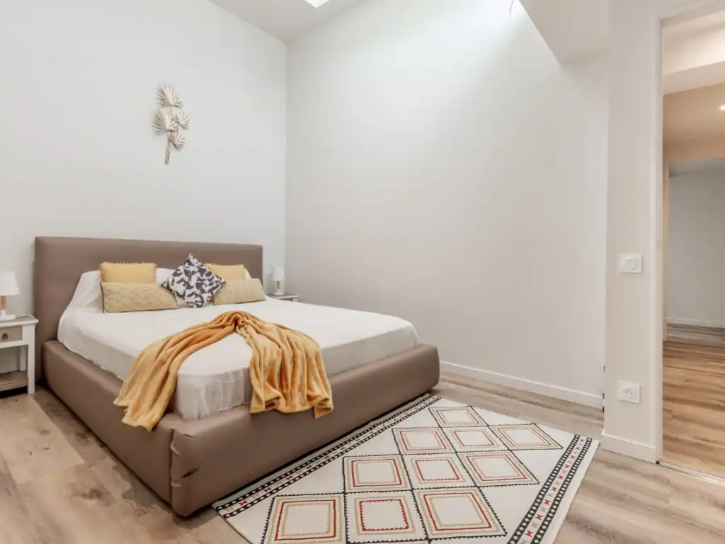 Dormitori de Casa o xalet en venda en El Campello amb Aire condicionat, Jardí privat i Terrassa