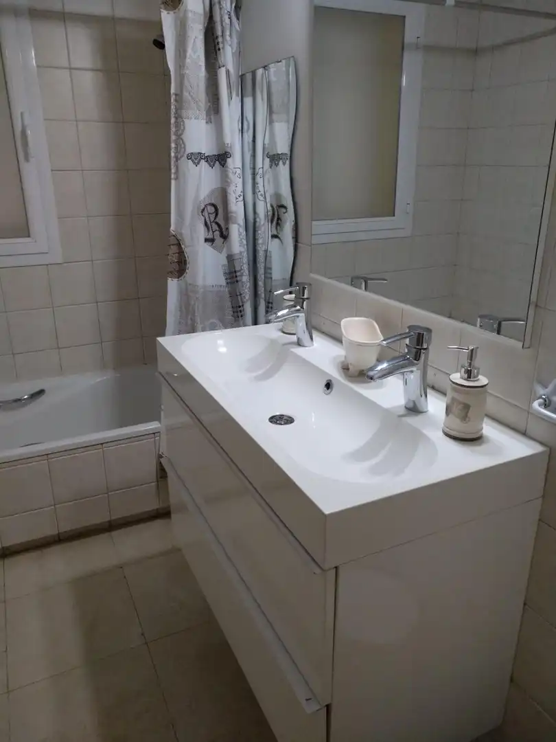 Bany de Casa o xalet en venda en Córdoba amb Aire condicionat, Calefacció i Terrassa