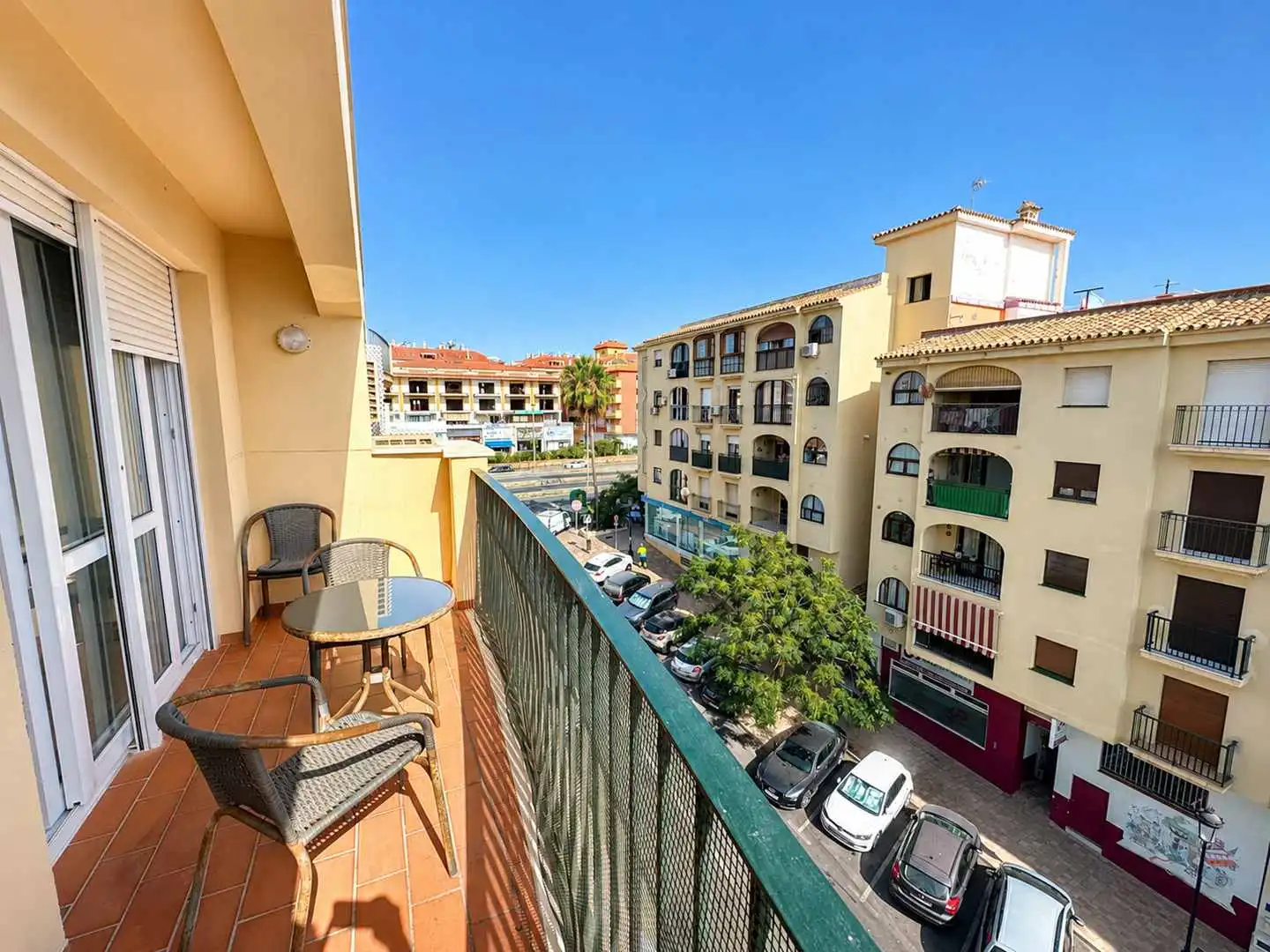 Terrasse von Wohnungen zur Miete in Manilva mit Terrasse, Möbliert und Gemeinschaftspool