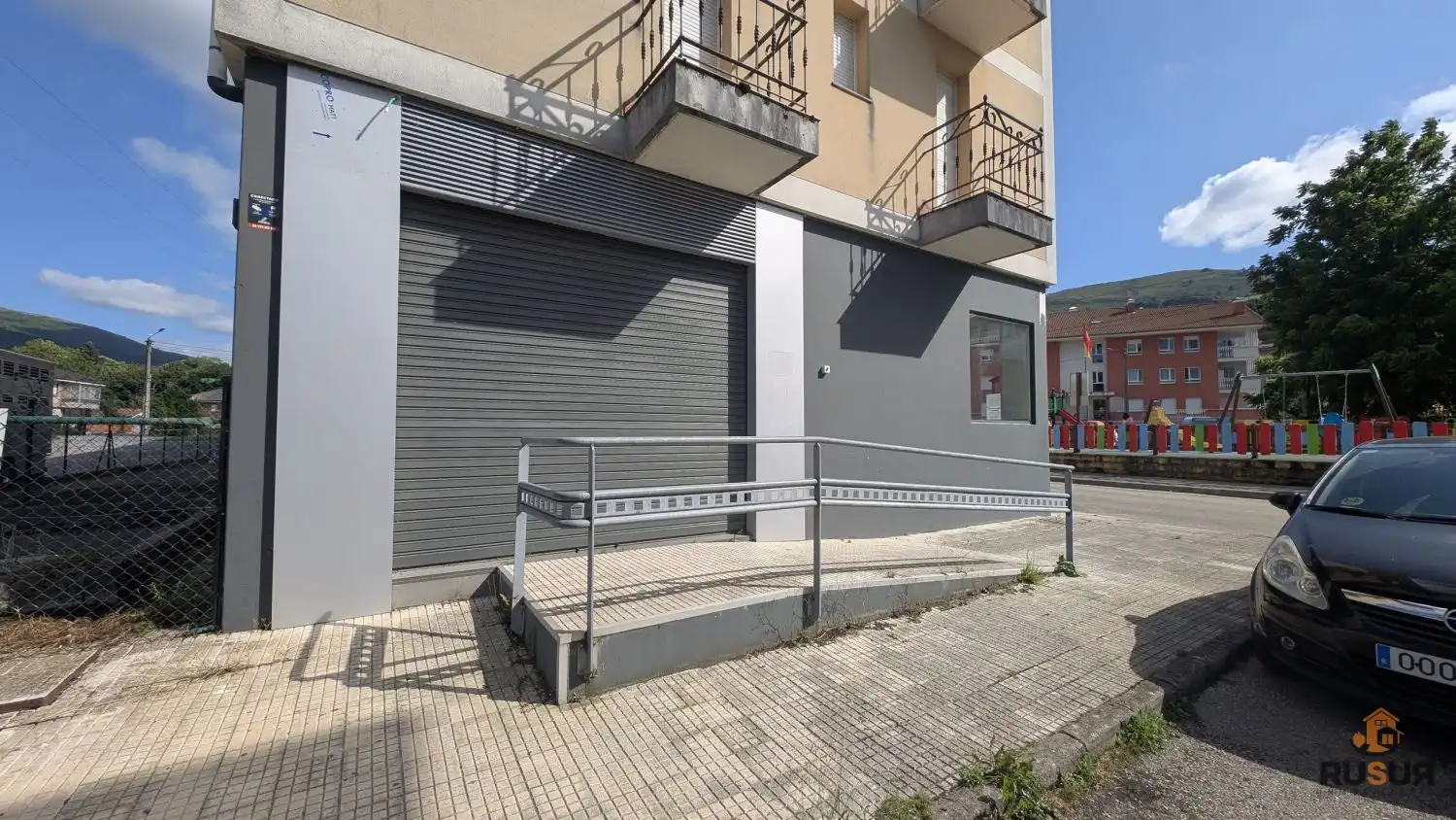 Vista exterior de Local de alquiler en Corvera de Toranzo con Aire acondicionado