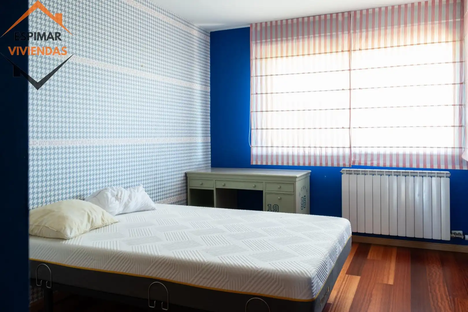 Bedroom of Houses for sale in Villanueva de Gállego  with Air Conditioner, Heating and Private garden