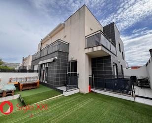 Vista exterior de Casa adosada en venda en Figueroles amb Aire condicionat i Terrassa