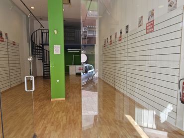 Local comercial en alquiler en Santa Pola ciudad
