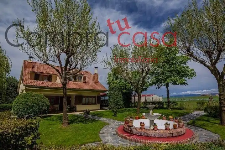 Jardín de Casa o chalet en venta en Valverde del Majano con Calefacción, Jardín privado y Terraza