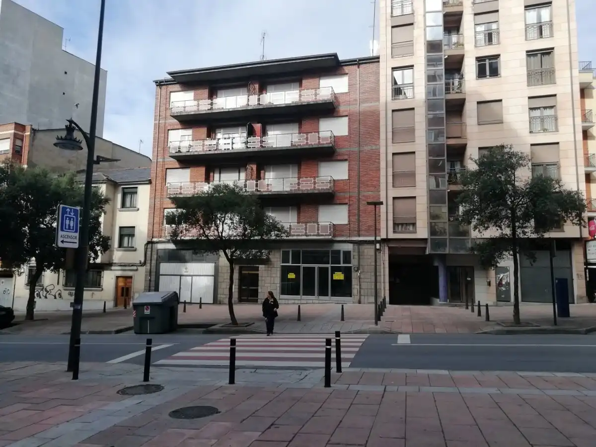 Local comercial en venda a Calle GENERAL VIVES, imagen 4
