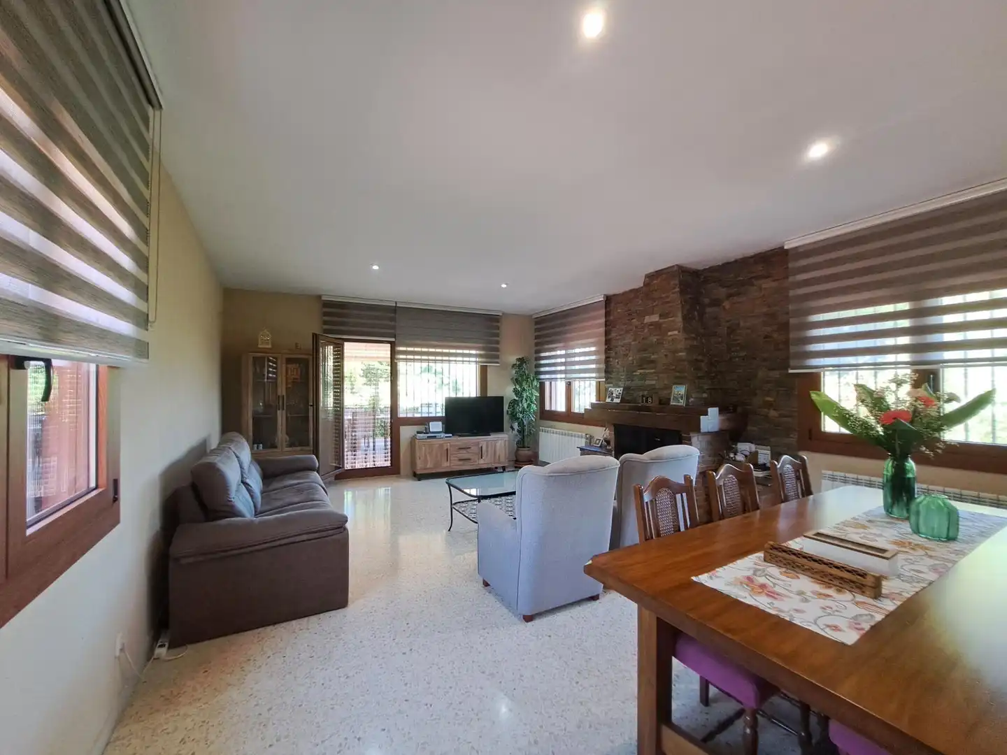 Sala de estar de Casa o chalet en venta en Els Hostalets de Pierola con Calefacción, Jardín privado y Trastero