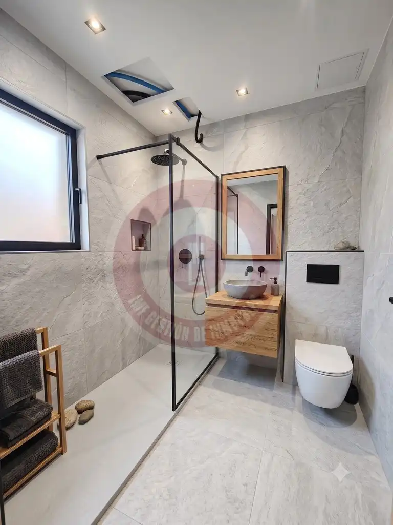 Bany de Casa o xalet en venda en Vélez-Málaga