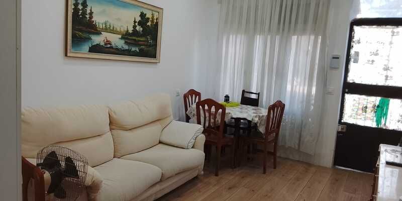 Sala d'estar de Pis en venda en  Madrid Capital