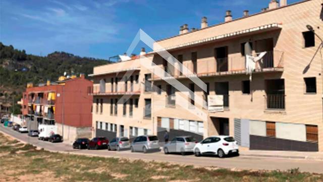 Edificio en Venta en Carrer Vallhonesta en El Pont de Vilomara i Rocafort