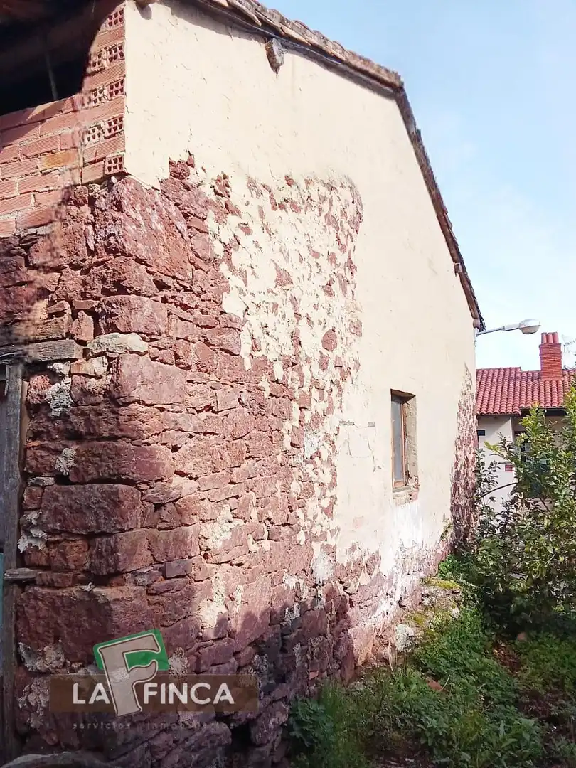 Vista exterior de Casa o xalet en venda en Villaviciosa amb Calefacció, Terrassa i Traster