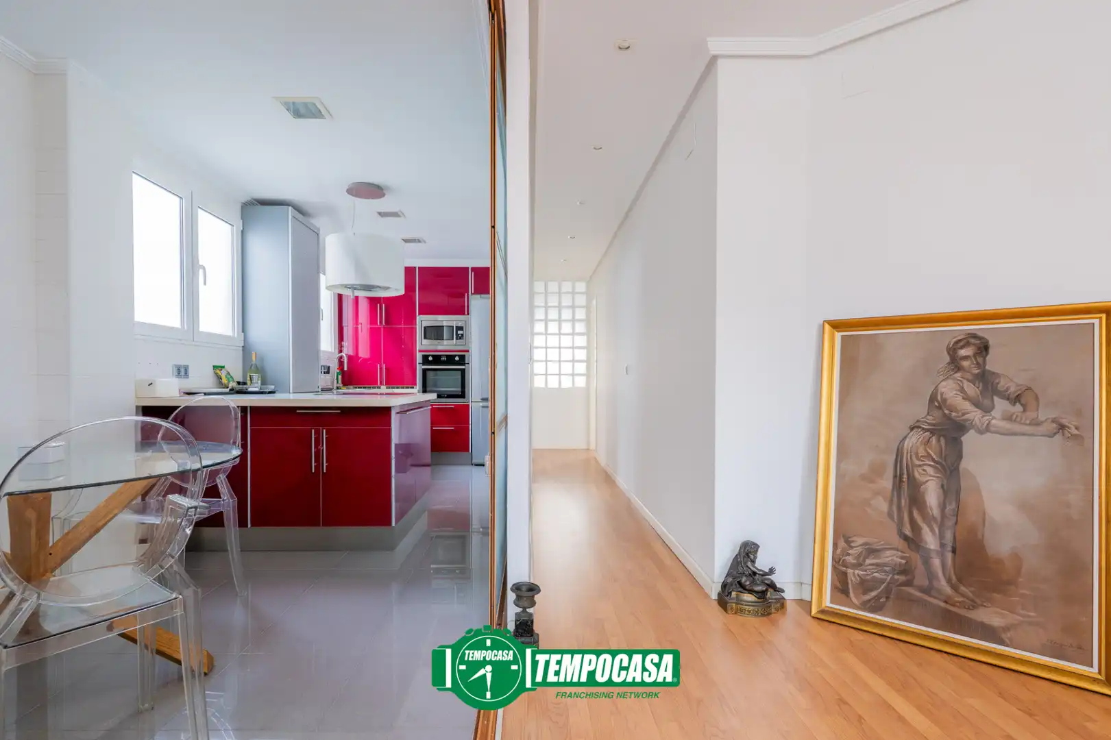 Wohnung zum Verkauf in Valencia mit Klimaanlage, Parkett und Terrasse