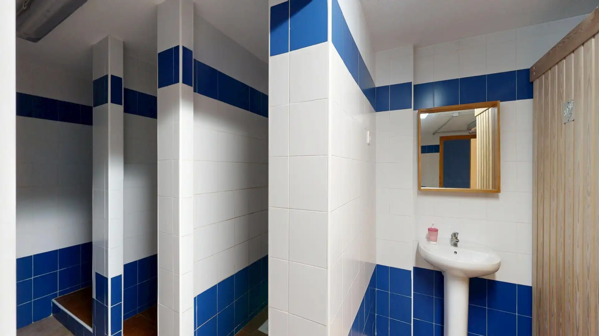 Baño de Piso en venta en Molina de Segura con Aire acondicionado, Terraza y Trastero