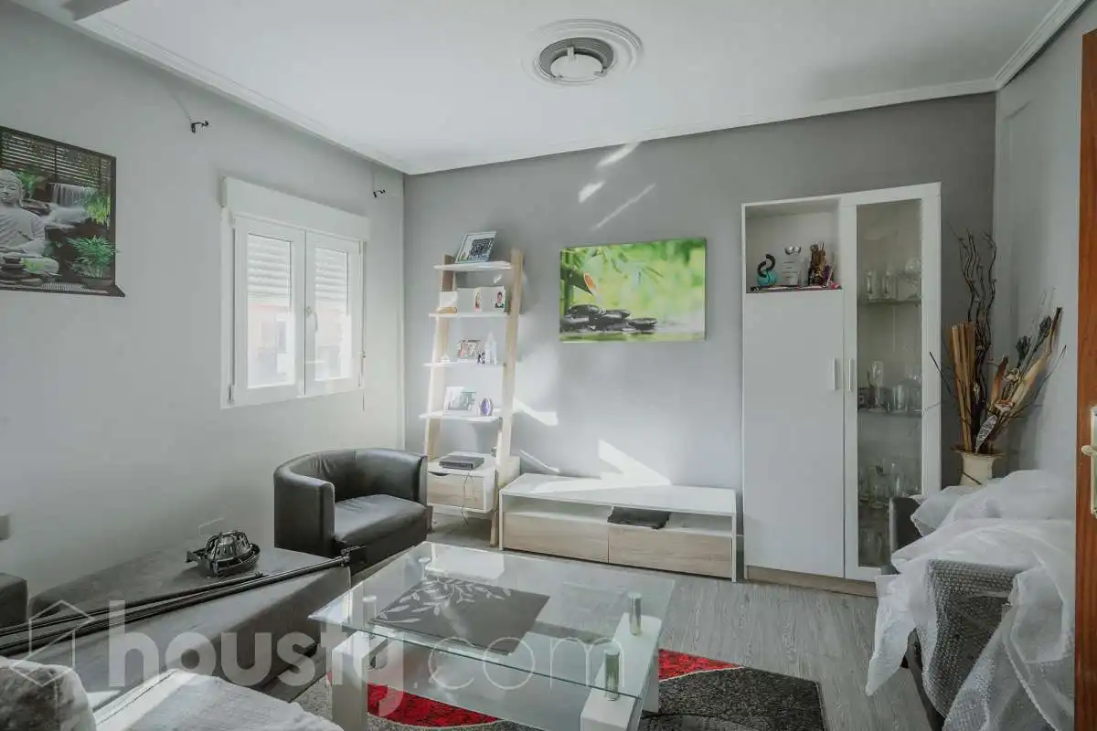 Living room of Flat for sale in Valladolid  with Air Conditioner and Terrace