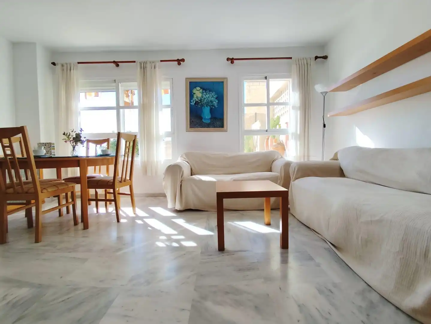 Sala de estar de Piso en venta en Torremolinos con Aire acondicionado, Trastero y Amueblado