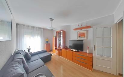 Living room of Flat for sale in  Barcelona Capital  with Air Conditioner