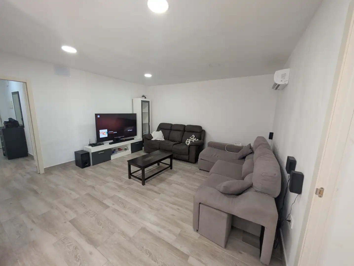 Sala de estar de Casa adosada en venta en Cartagena con Aire acondicionado, Jardín privado y Terraza